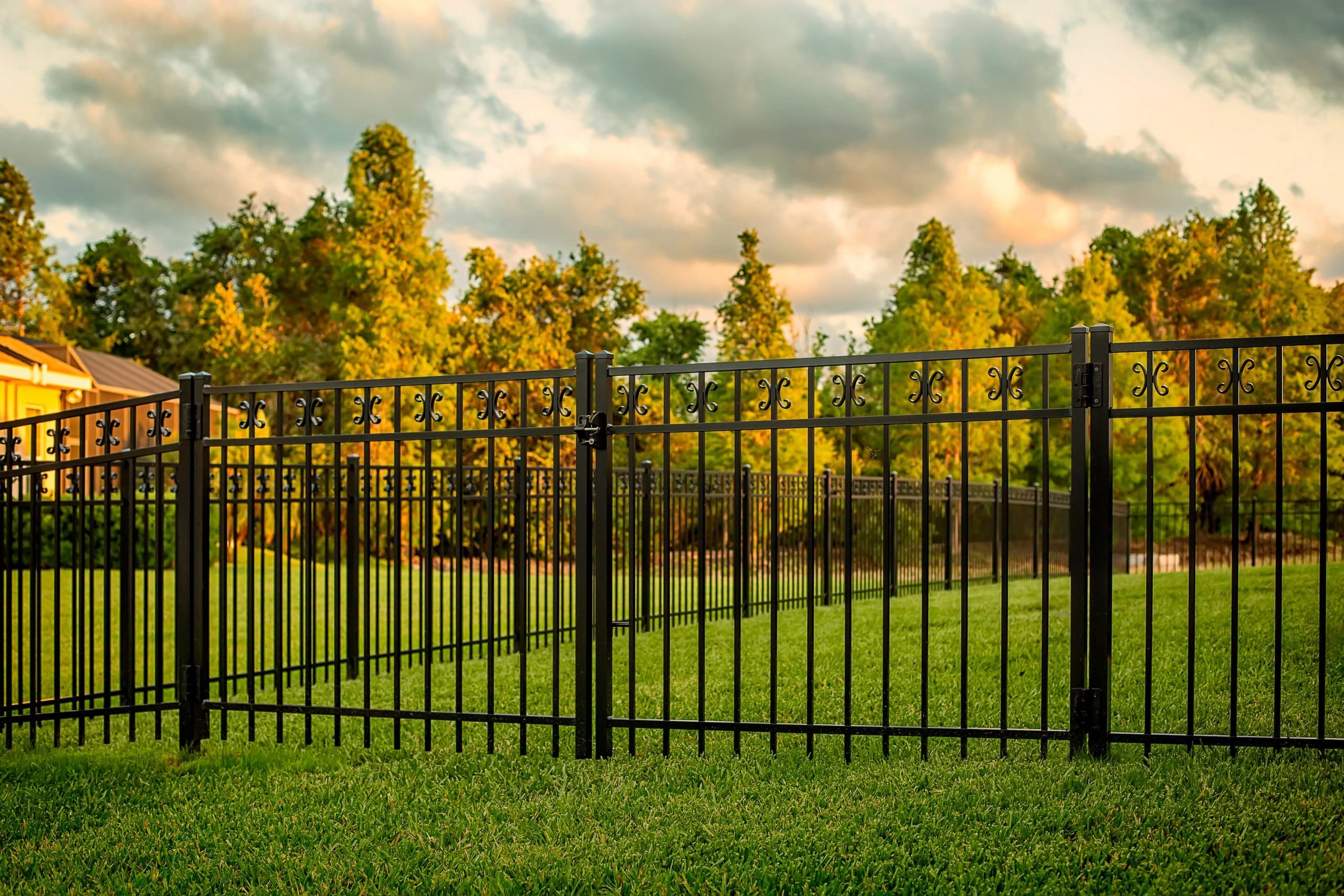 Green aluminum deals fence